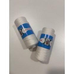 Bobina de hilo para hilvanar color crudo de 70 gramos
