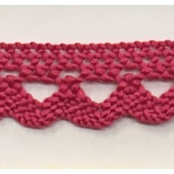 Puntilla bolillos de colores