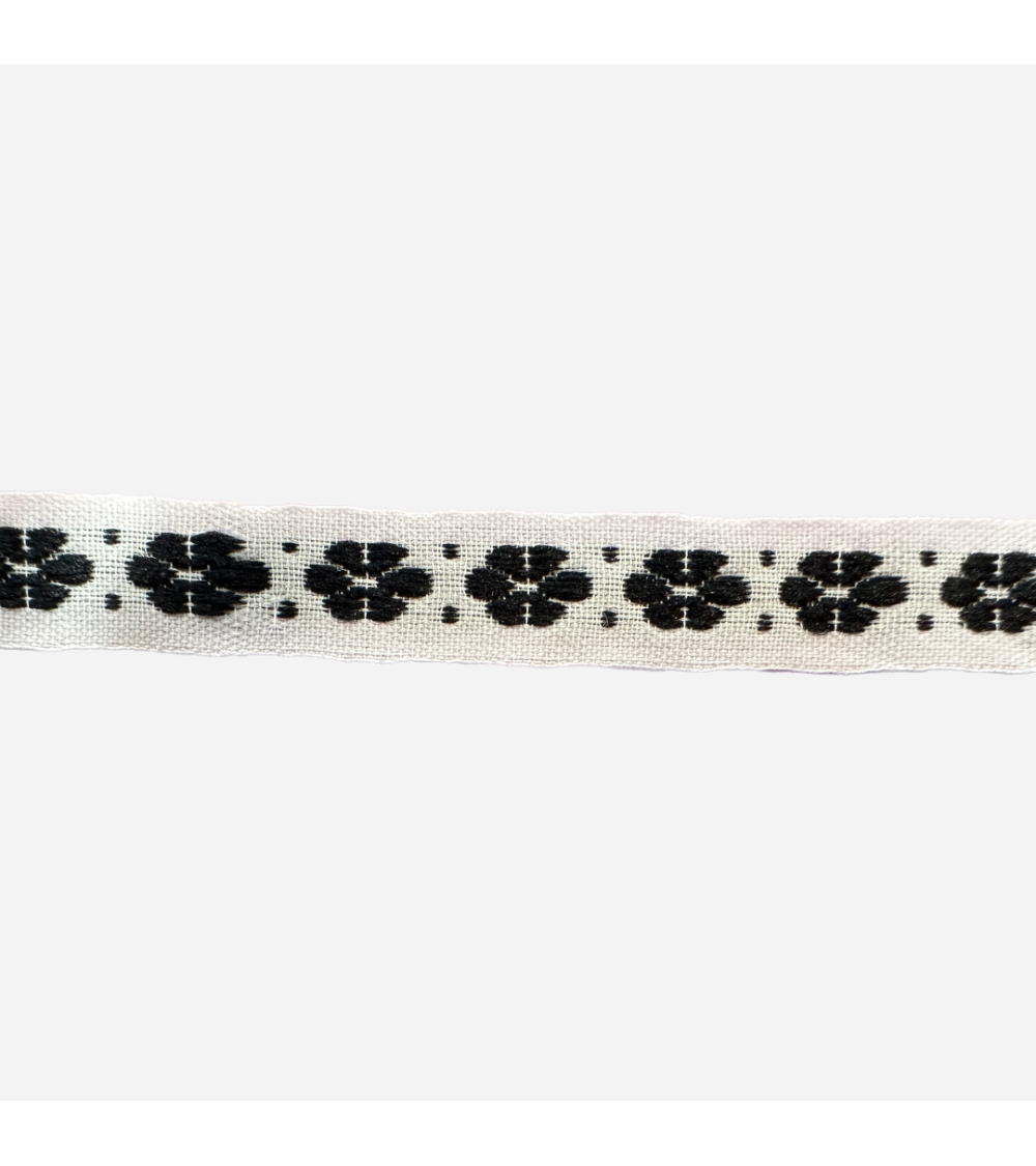 Cinta Beige con Tréboles Negros para Diseños Únicos y Personalizados